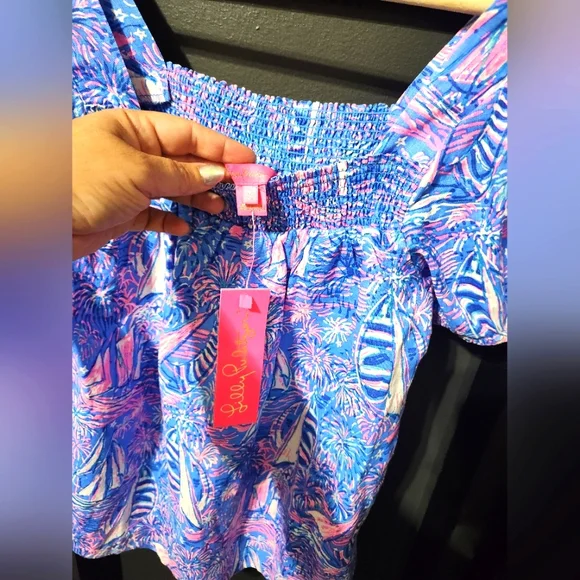 New Lilly Pulitzer top size 2 - Picture 3 of 4